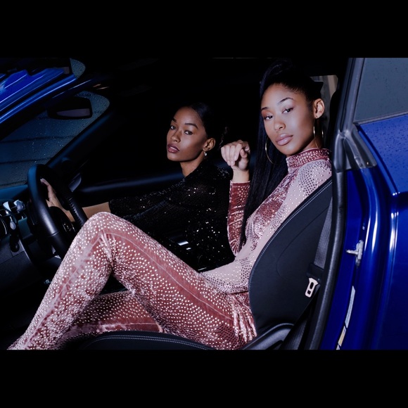 😍SOLD OUT😍 Black sequins  jumpsuit - Picture 4 of 4